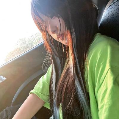 顶楼左边那栋房子